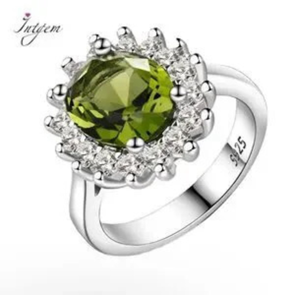 Sterling silver Peridot Green Stone?Ring for Women Ring Size 6, 7, 8